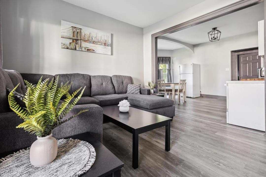 Spacious 6Br 2Ba Minutes For The Falls & Casino Niagara Falls Exterior foto