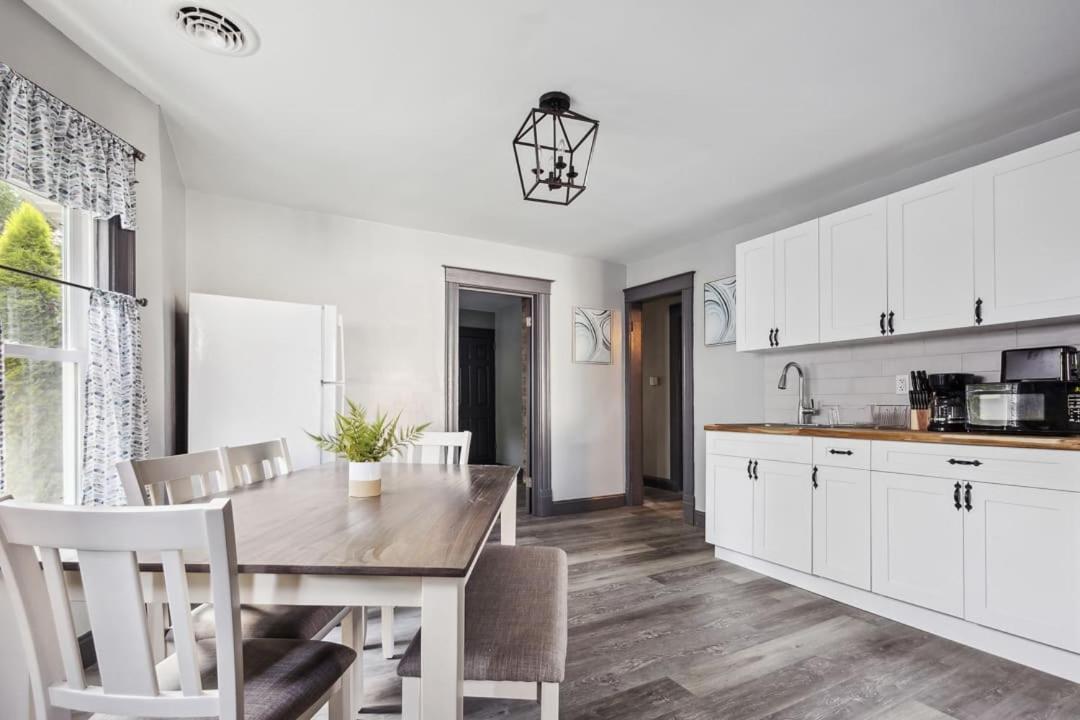 Spacious 6Br 2Ba Minutes For The Falls & Casino Niagara Falls Exterior foto