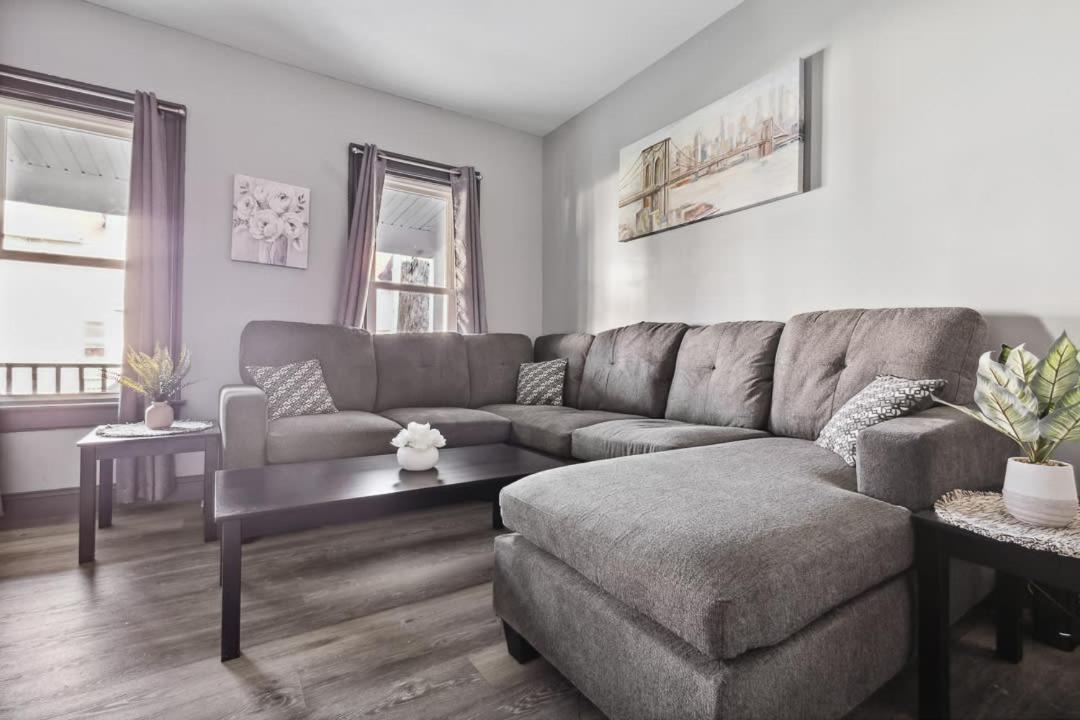 Spacious 6Br 2Ba Minutes For The Falls & Casino Niagara Falls Exterior foto
