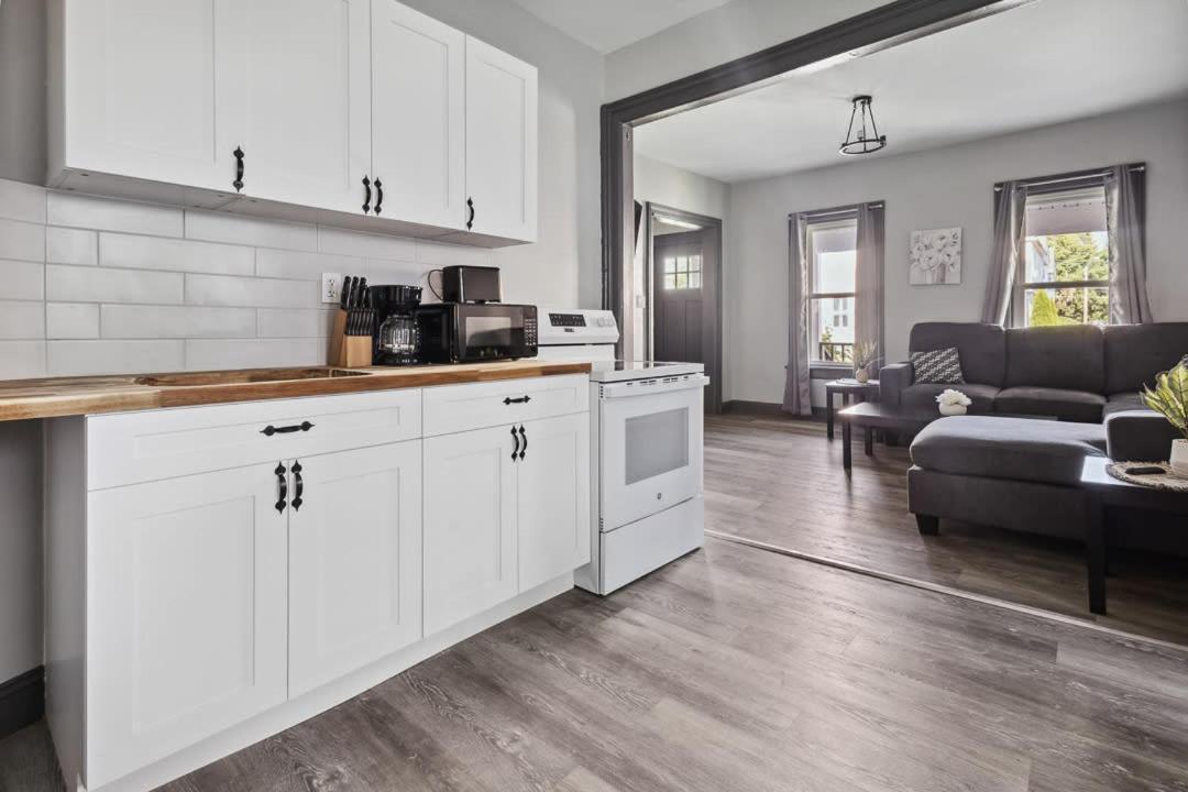 Spacious 6Br 2Ba Minutes For The Falls & Casino Niagara Falls Exterior foto
